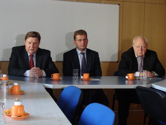 Tlačová konferencia k výsledkom I. kola regionálnych volieb - foto č. 1
