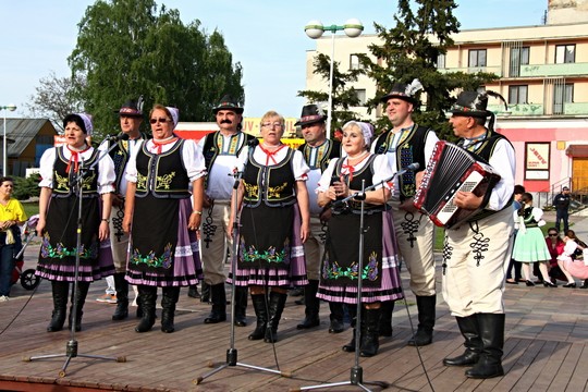 Stavanie mája v Trebišove - foto č. 8