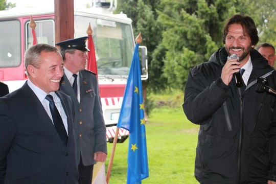 Odovzdávanie hasičských áut v okresoch  Košice – okolie, Michalovce, Gelnica a Sobrance - foto č. 1