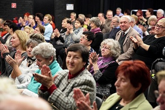 Košickí seniori sa predviedli v tanci aj v speve  - foto č. 5