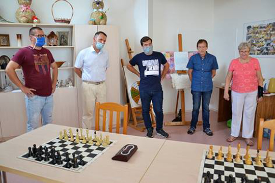 Šachový turnaj SMER-SD Michalovce - foto č. 1